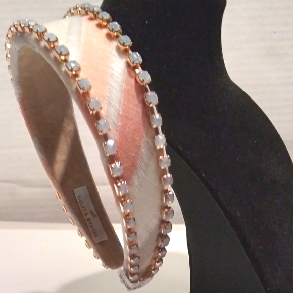 ♥️NWT Anthropologie Violet & Brooks Striped Peach/White Linen Crystal Headband - Picture 2 of 10